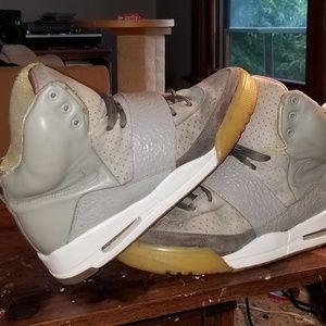 Meet your Posher, Eli